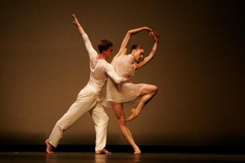 Lar Lubovitch Dance Company